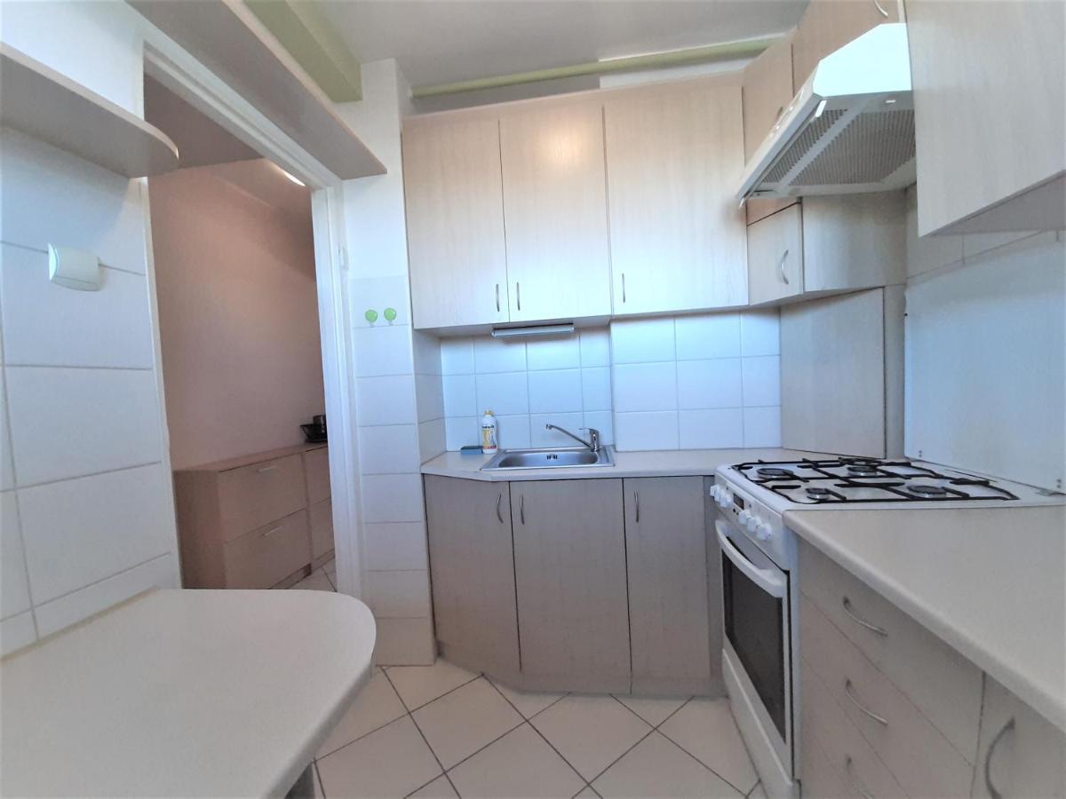 Your Best Apartment Kolobrzeska غدانسك المظهر الخارجي الصورة